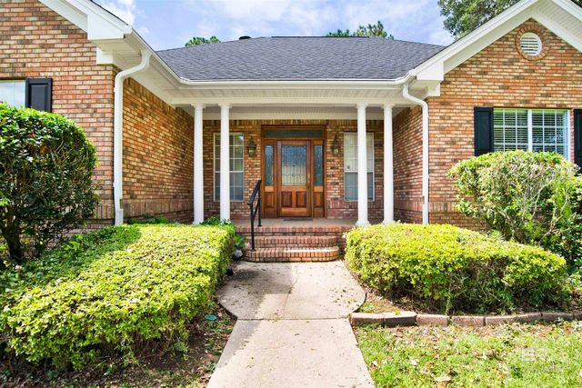 302 Lake Ridge Drive, Fairhope, AL 36532