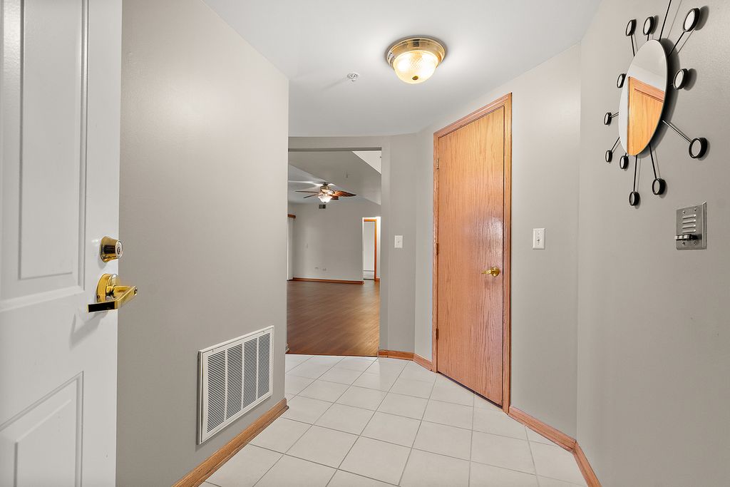 7747 Bristol Park Drive 1SE, Tinley Park, IL 60477 — photo 4