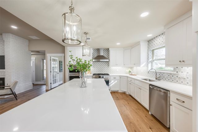 7204 Canongate Drive, Dallas, TX 75248