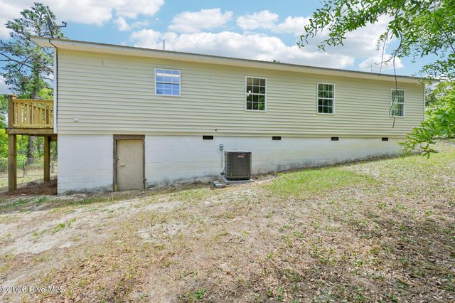 160 Tray Street, Southern Pines, NC 28387