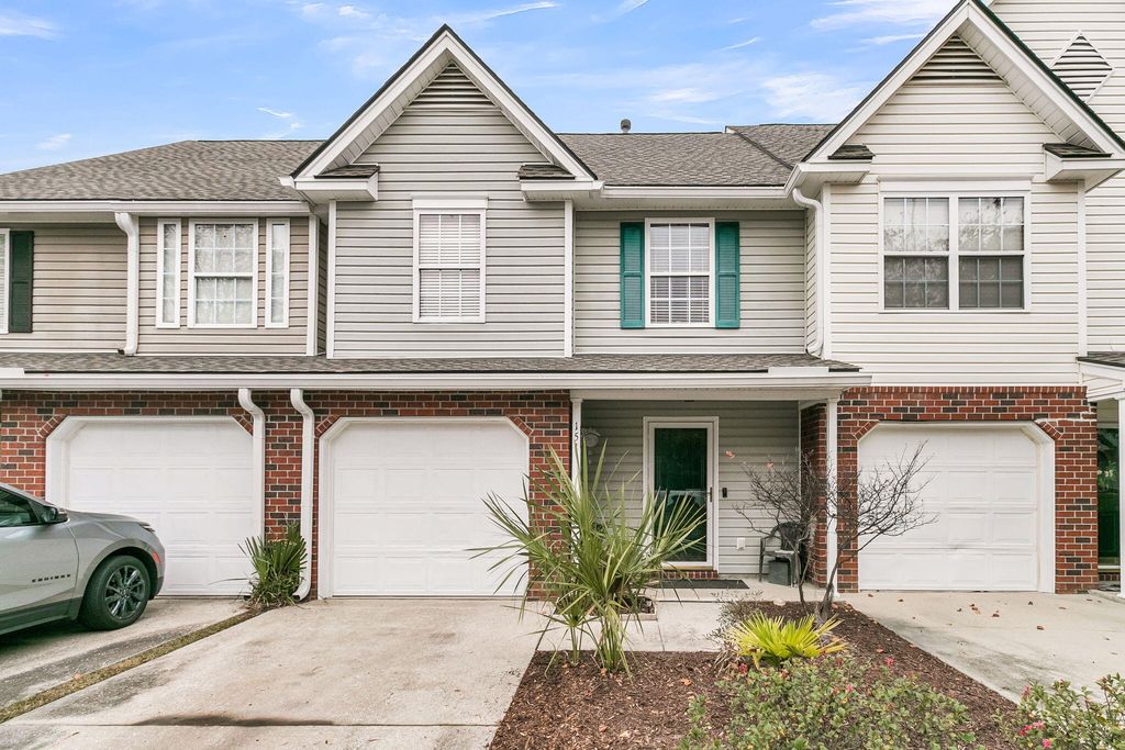 151 Darcy Avenue, Goose Creek, SC 29445