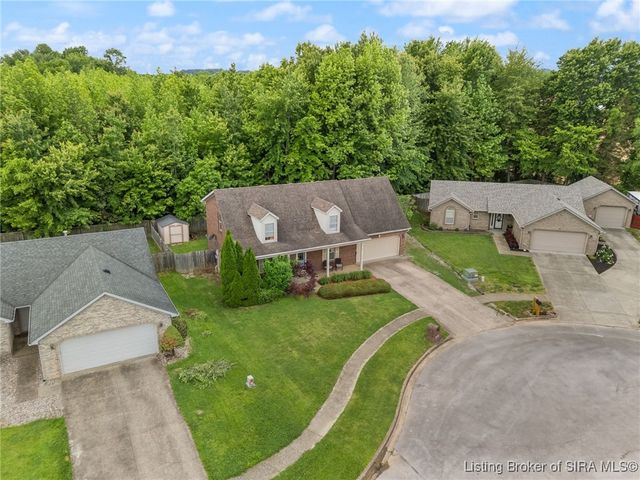 6803 Twin Springs Drive, Sellersburg, IN 47172