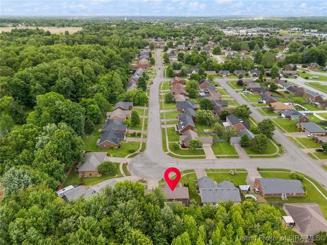 6803 Twin Springs Drive, Sellersburg, IN 47172