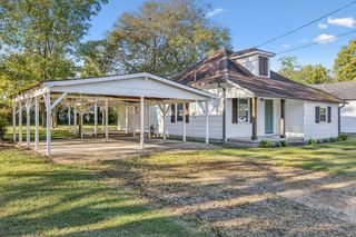 111 3rd Ave, Mount Pleasant, TN 38474