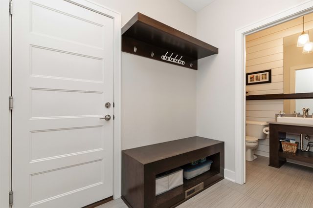 1416 NW Pine View Circle, Ankeny, IA 50023