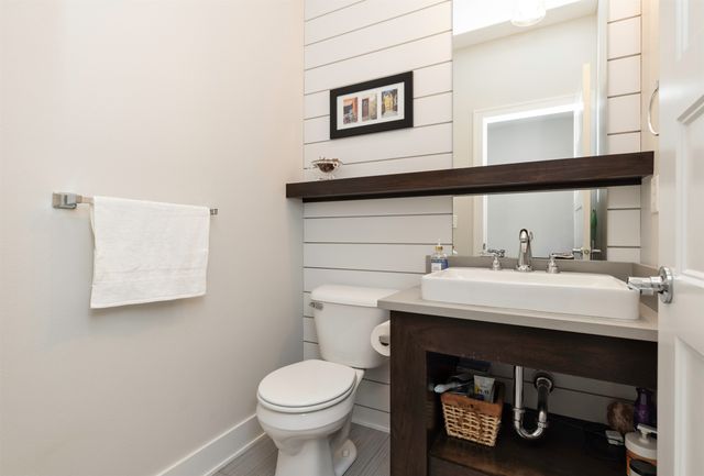 1416 NW Pine View Circle, Ankeny, IA 50023