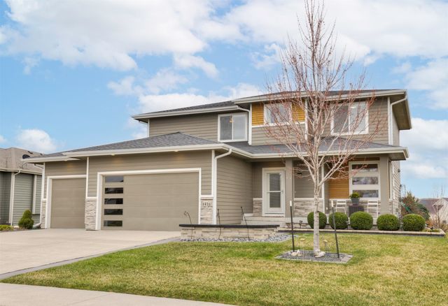 1416 NW Pine View Circle, Ankeny, IA 50023