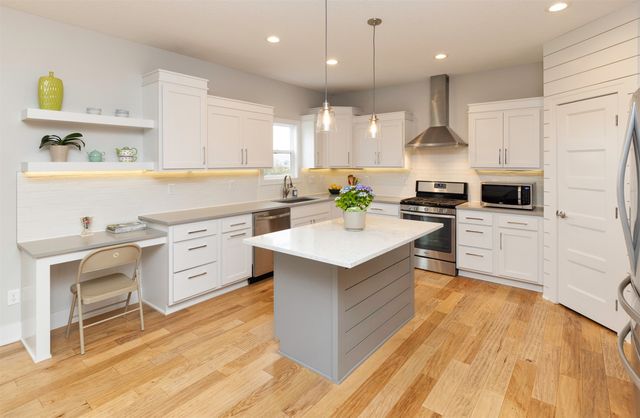 1416 NW Pine View Circle, Ankeny, IA 50023