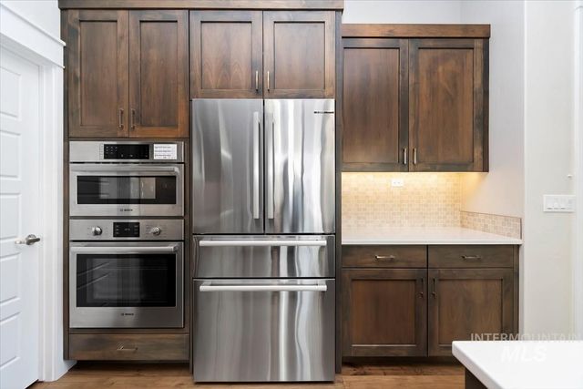 6230 N Bolsena Ln, Meridian, ID 83646