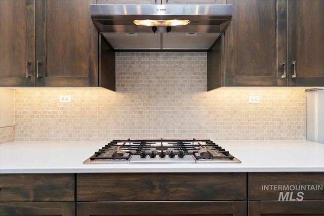 6230 N Bolsena Ln, Meridian, ID 83646