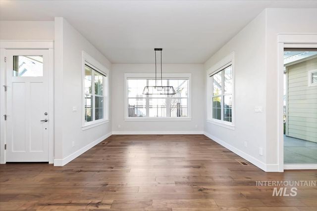 6230 N Bolsena Ln, Meridian, ID 83646