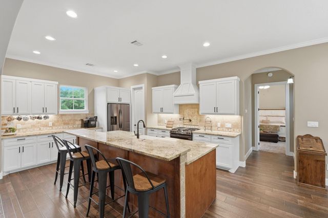 4530 Honea Egypt Road, Montgomery, TX 77316