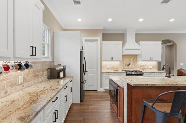 4530 Honea Egypt Road, Montgomery, TX 77316