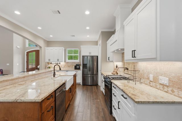 4530 Honea Egypt Road, Montgomery, TX 77316