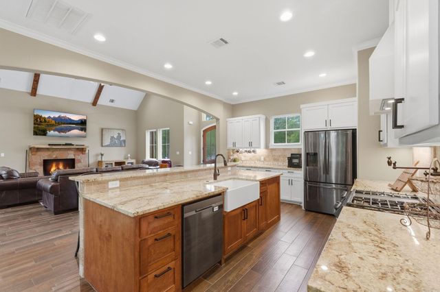 4530 Honea Egypt Road, Montgomery, TX 77316