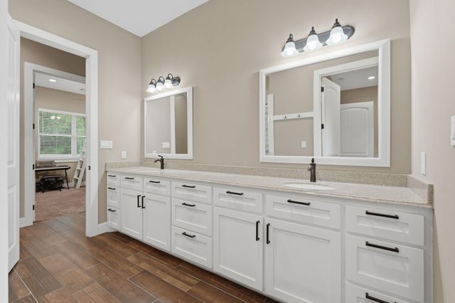 4530 Honea Egypt Road, Montgomery, TX 77316