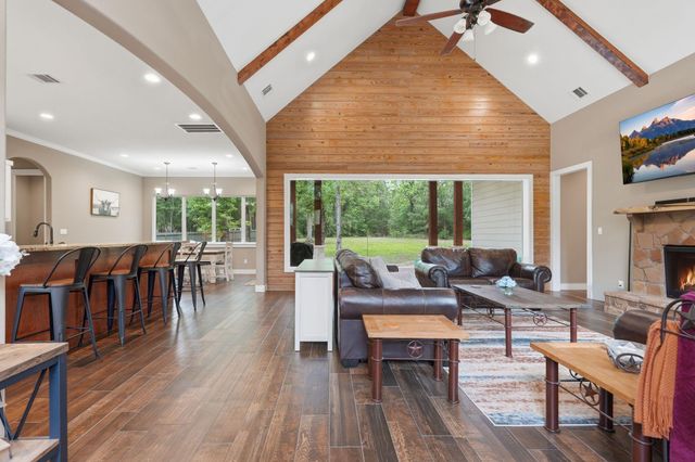 4530 Honea Egypt Road, Montgomery, TX 77316