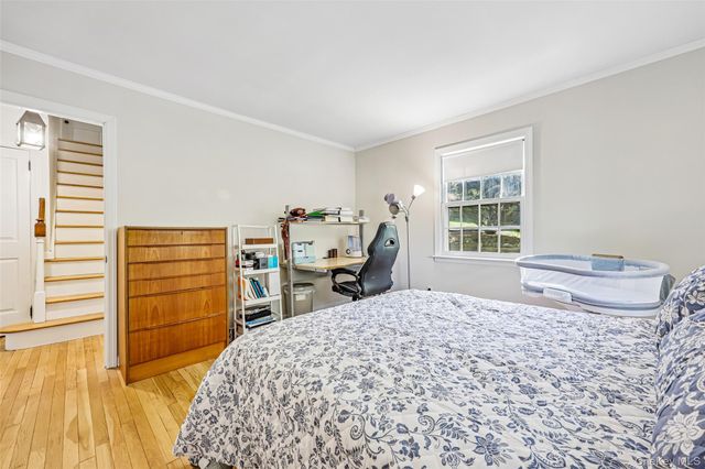 16 Valley Road, Stony Brook, NY 11790