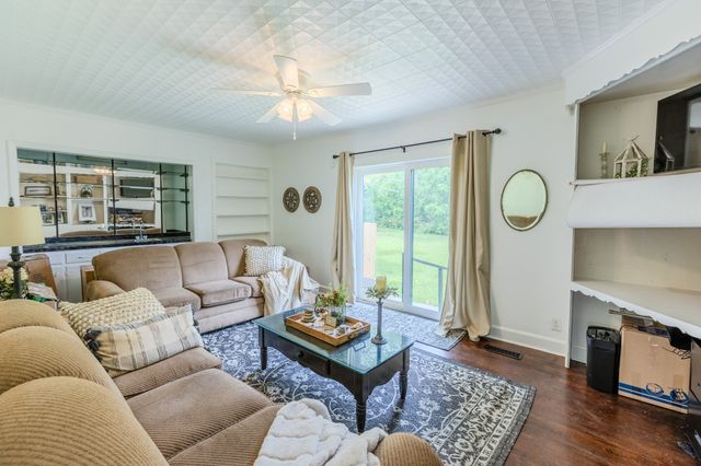 104 Ben Lomond Dr, Mcminnville, TN 37110