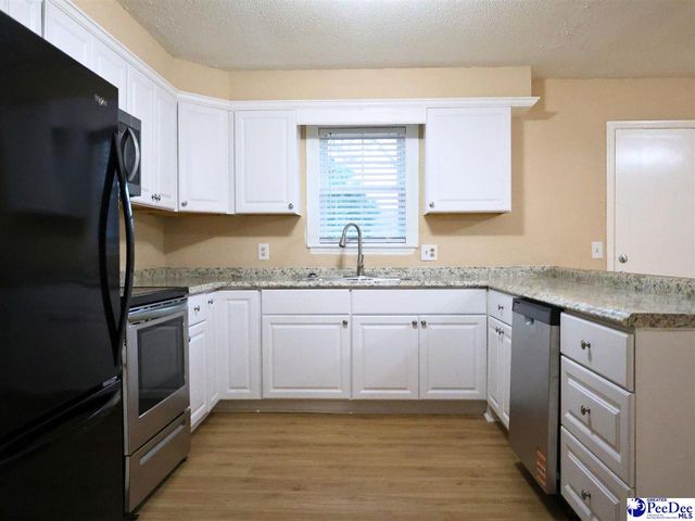 804 Pitty Pat Dr., Florence, SC 29501