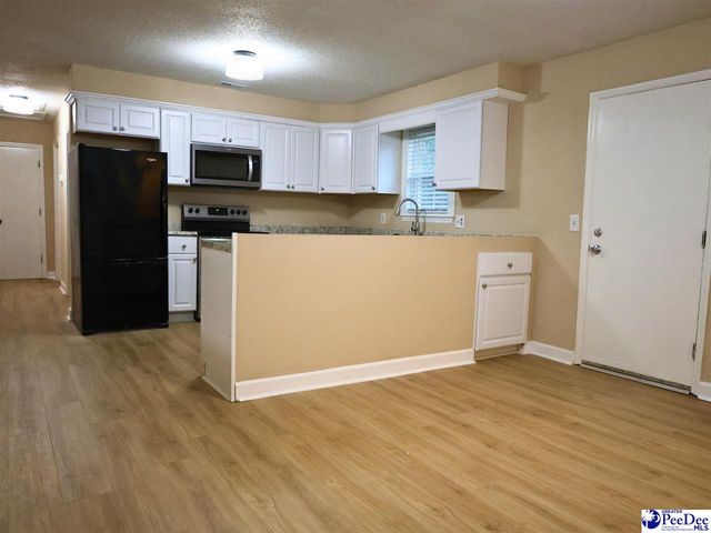 804 Pitty Pat Dr., Florence, SC 29501