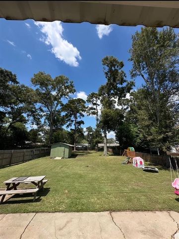 622 May Street, Jennings, LA 70546