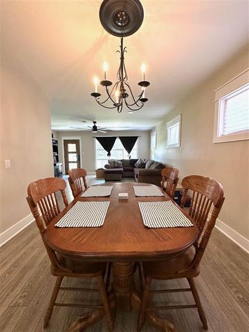 622 May Street, Jennings, LA 70546