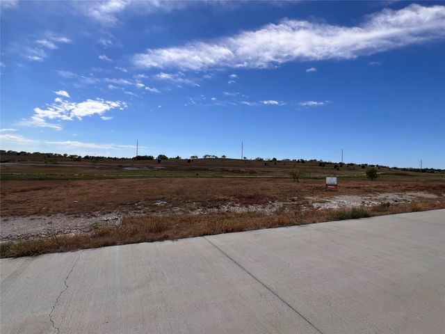 4005 Grizzly TR, Aledo, TX 76008