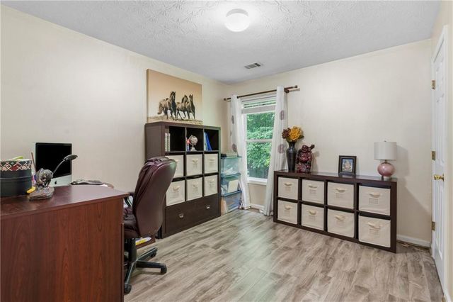 1101 Pine Acre Drive NE, Buford, GA 30518