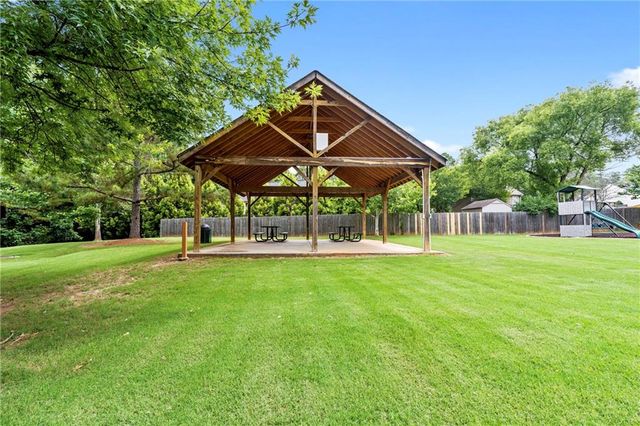 1101 Pine Acre Drive NE, Buford, GA 30518