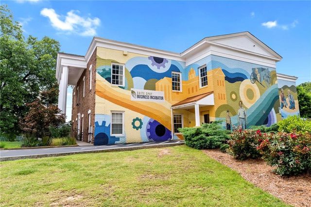 1101 Pine Acre Drive NE, Buford, GA 30518