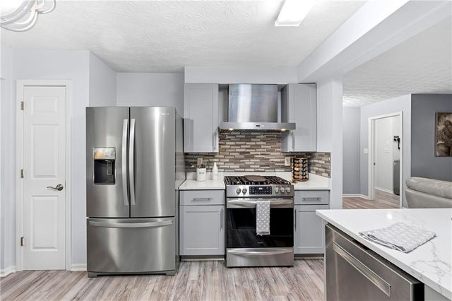 1101 Pine Acre Drive NE, Buford, GA 30518