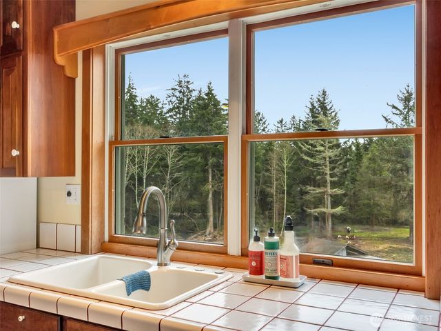 20003 Sandridge Road, Long Beach, WA 98631