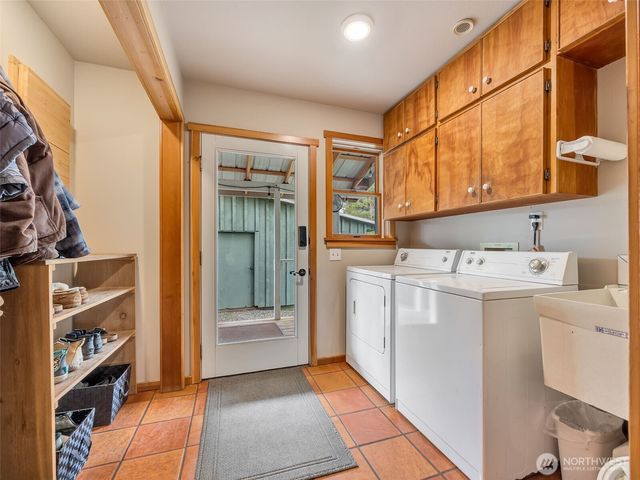 20003 Sandridge Road, Long Beach, WA 98631