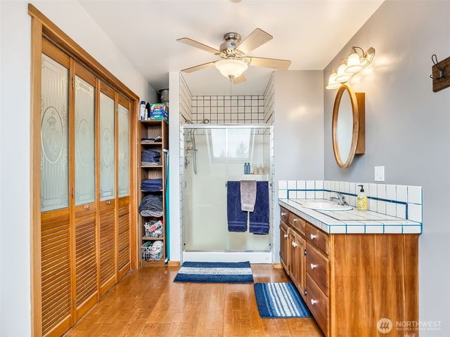 20003 Sandridge Road, Long Beach, WA 98631