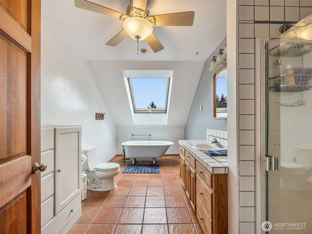 20003 Sandridge Road, Long Beach, WA 98631