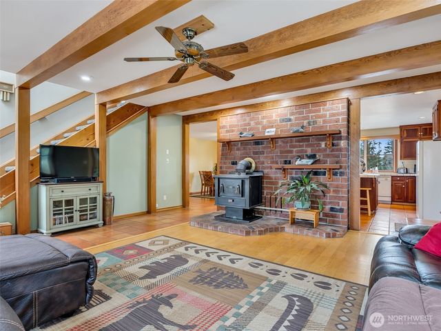 20003 Sandridge Road, Long Beach, WA 98631