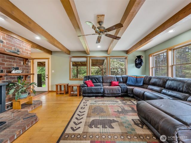 20003 Sandridge Road, Long Beach, WA 98631