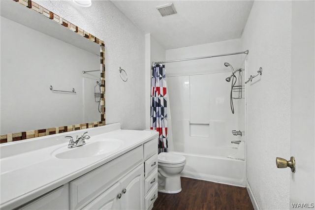 4724 Appletree Lane, Tuscaloosa, AL 35405