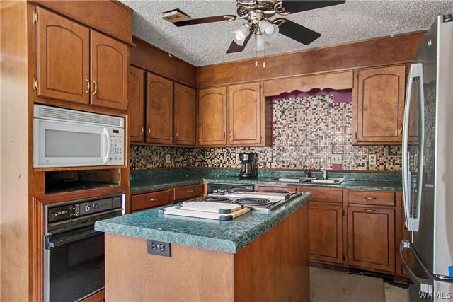4724 Appletree Lane, Tuscaloosa, AL 35405
