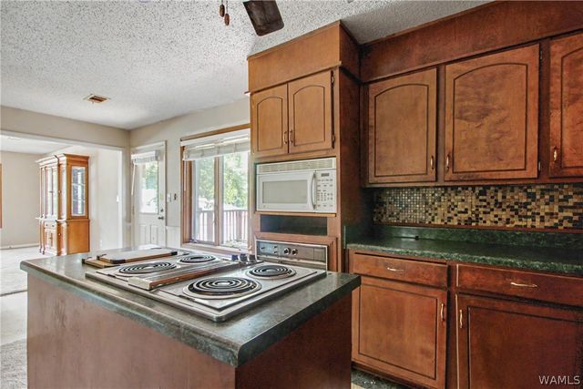 4724 Appletree Lane, Tuscaloosa, AL 35405