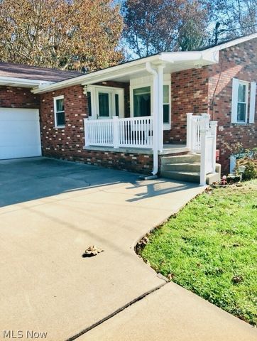 976 Braun Road, Belpre, OH 45714