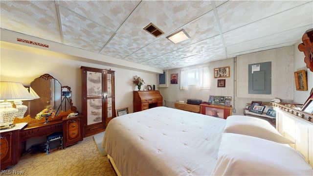 976 Braun Road, Belpre, OH 45714