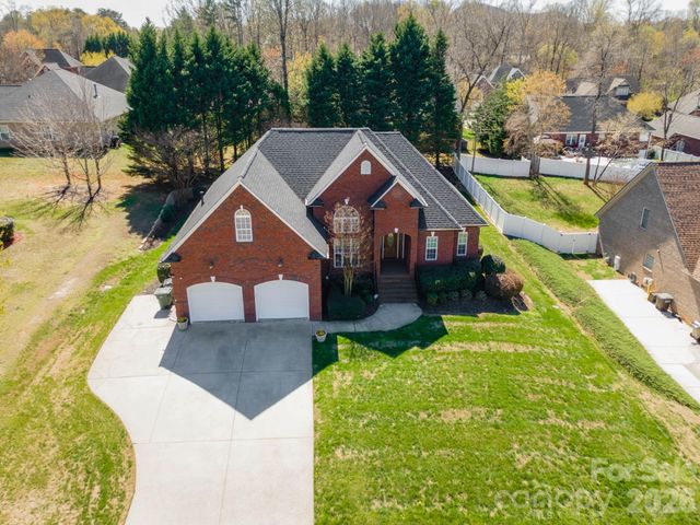 3909 Christin Gamble Court, Bessemer City, NC 28016