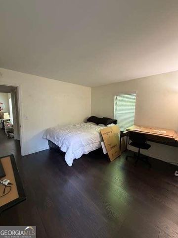 1210 Old Hammond Cha, Sandy Springs, GA 30350