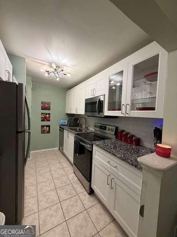 1210 Old Hammond Cha, Sandy Springs, GA 30350