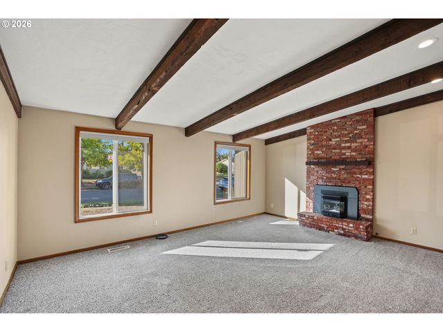 2323 LATONA Dr, Keizer, OR 97303