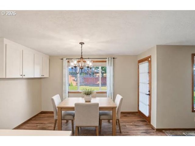 2323 LATONA Dr, Keizer, OR 97303