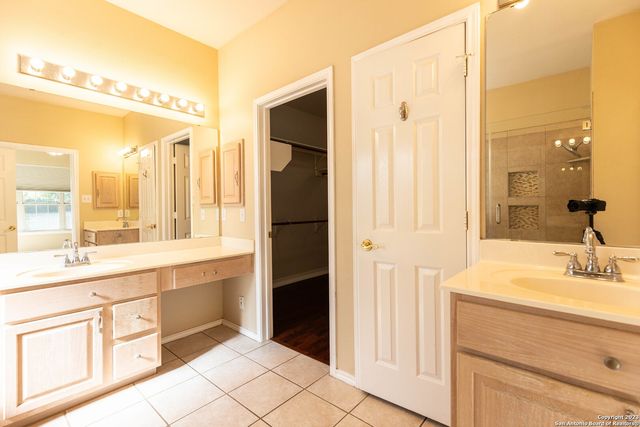 4710 SHAVANO BARK, San Antonio, TX 78230