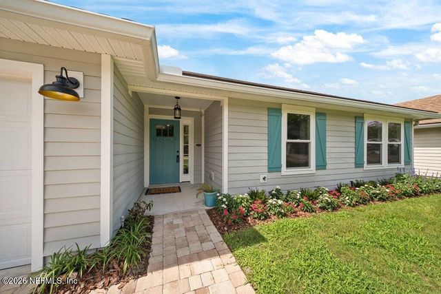 13711 N GERONA Drive, Jacksonville, FL 32224